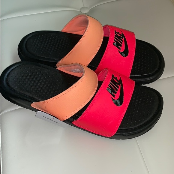 Nike Shoes - Benassi duo Nike ultra slide